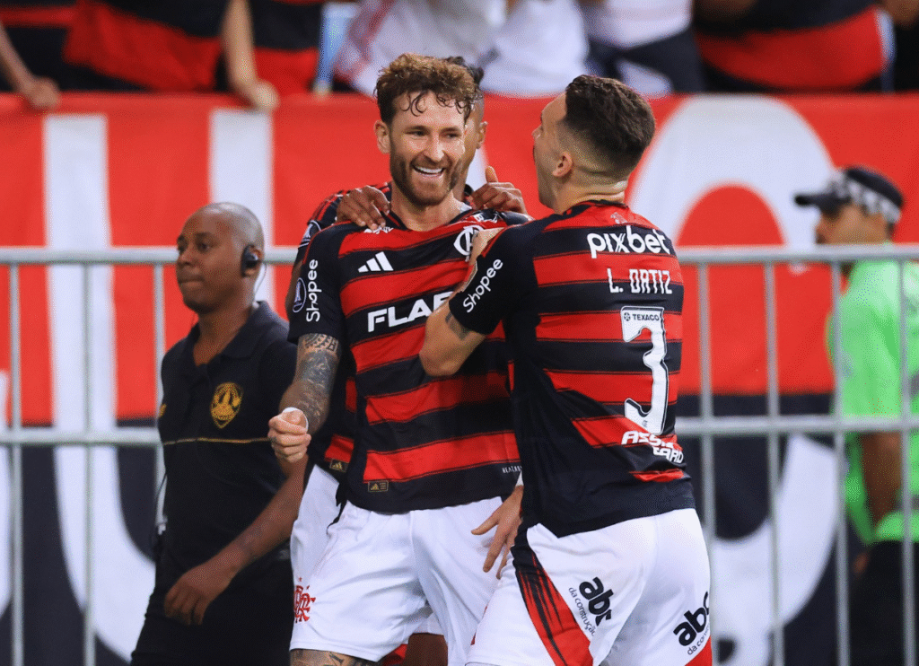 Flamengo-vence-o-Dep-Tachira-1024x742 Classificados, mas no sufoco